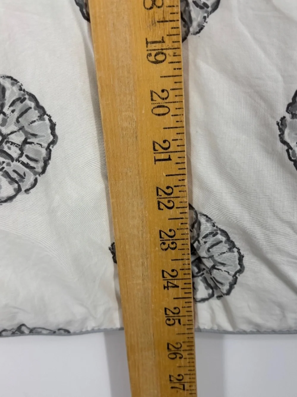 Pottery Barn Set of Two Standard Pillow Shams Imani Medallion Gray Reversible